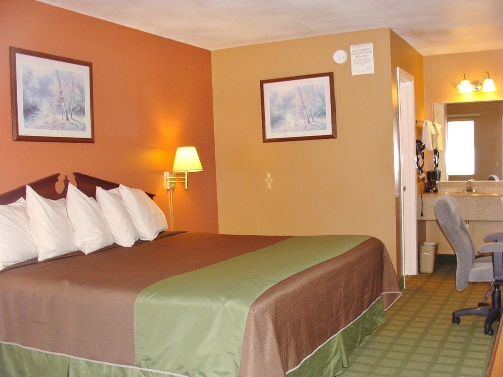 Americas Best Value Inn And Suites Siloam Springs Oda fotoğraf